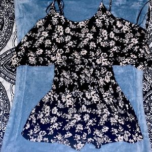 Classy summer romper great for a date of girls night out!!